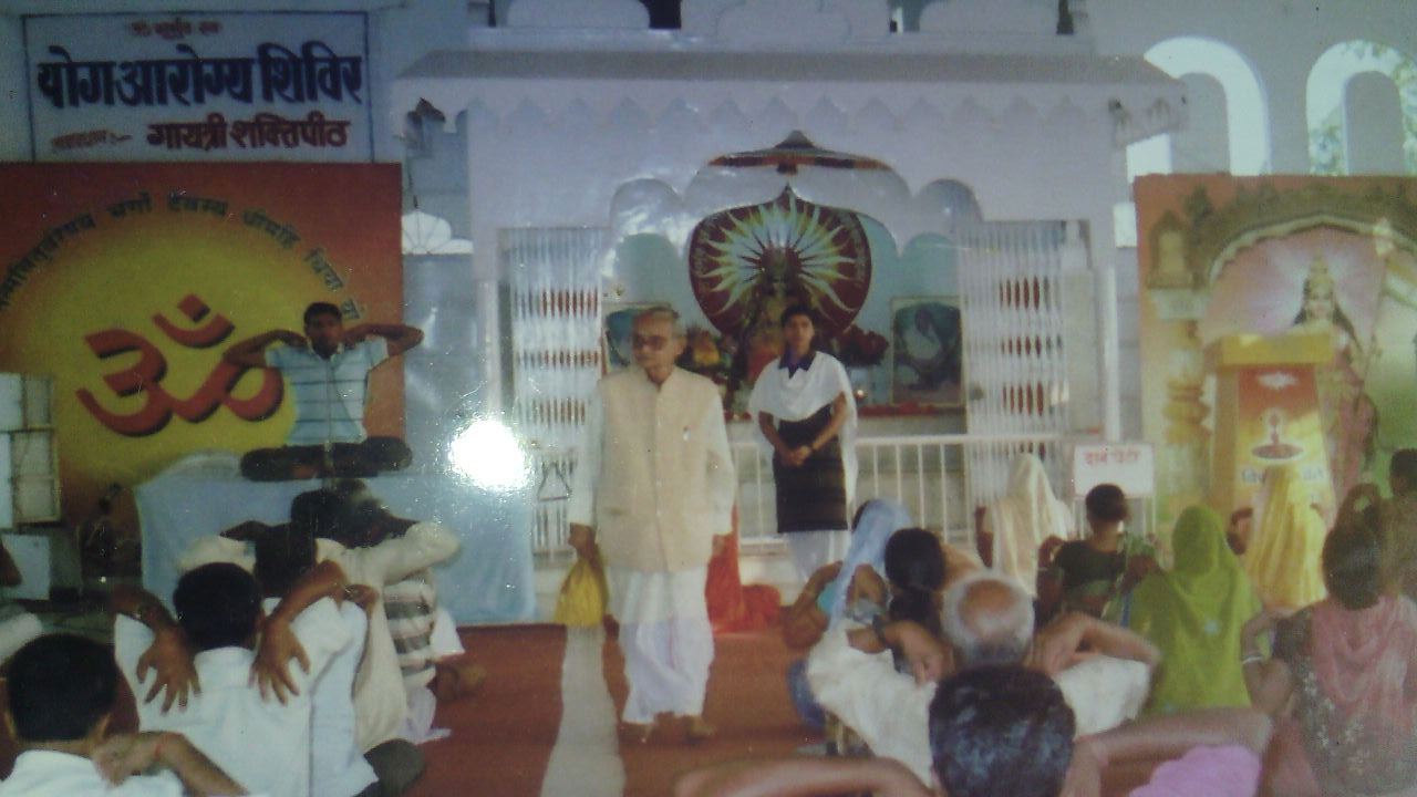 Yoga Classes in Patna, Best Yoga Classes in Patna, Yoga Therapy in Patna,Acupressure Therapy in patna